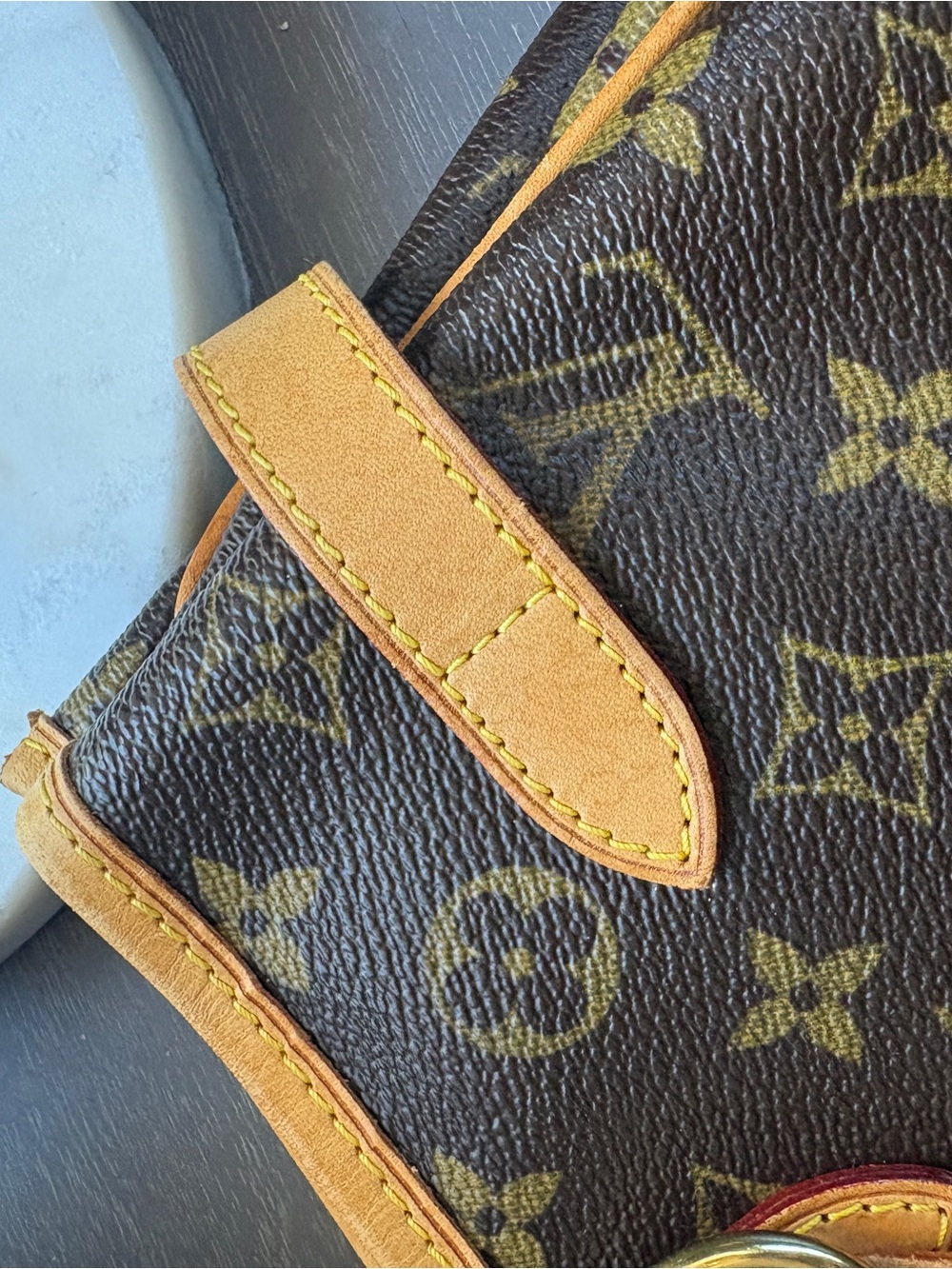 Louis Vuitton Batignolles Tote in Dark Brown with leather trim.  COA - Picture 10 of 13